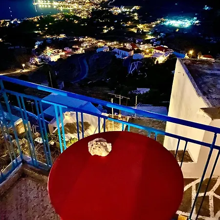School House With Panoramic View Dom wakacyjny Serifos Town